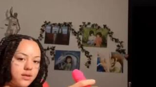 Ppcocaine Puts Dildo In Cunt While Vibrating Onlyfans leak